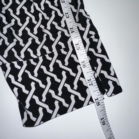 Laundry by Shelli Segal Black White Wrap Dress Size L Stretch Knit Long Sleeve - Picture 8 of 9